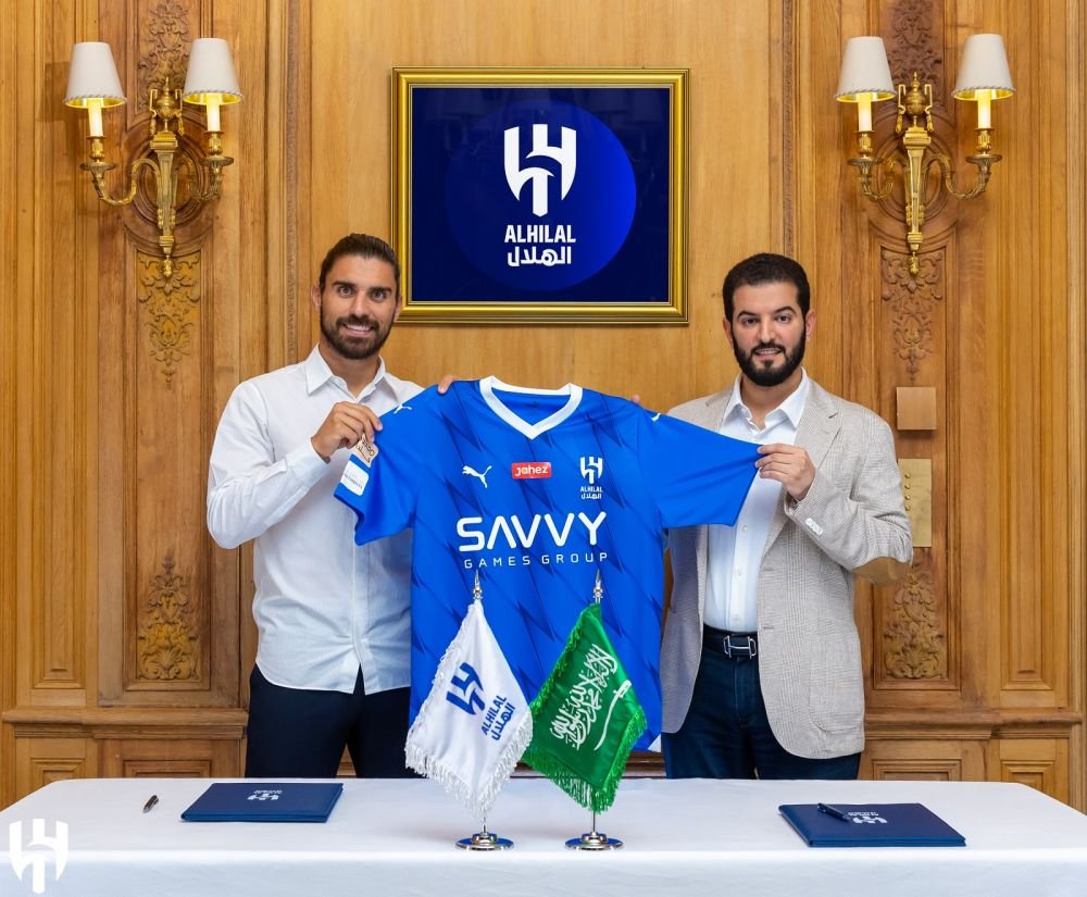 „Aspiratorul” saudit continuă! Încă un transfer de răsunet: 55 de milioane pentru jucătorul din Premier League dorit și de Barcelona_2