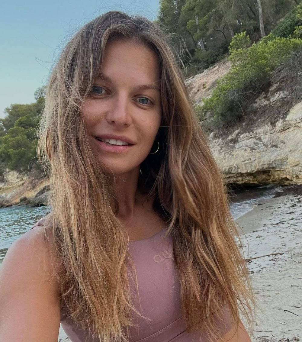 Superba soție a lui Lewandowski, deținătoare de centură neagră, ofertată să intre în MMA! Cum a putut reacționa atacantul: „Anna, ce faci?” _77