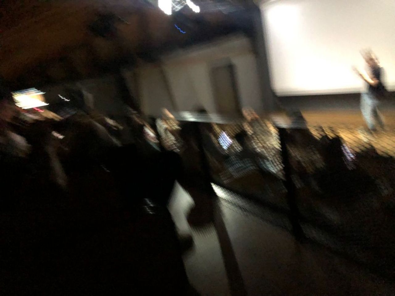 Kevin Couliau e regizorul care a reușit să transpună cultura americană de baschet într-un documentar: „A fost intens să merg în închisoare”_19