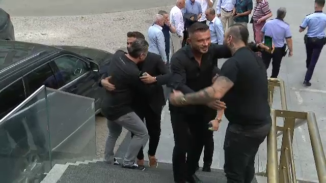 Eleganță, finețe! Cum a apărut Adi Mutu la petrecerea lui Rapid_17