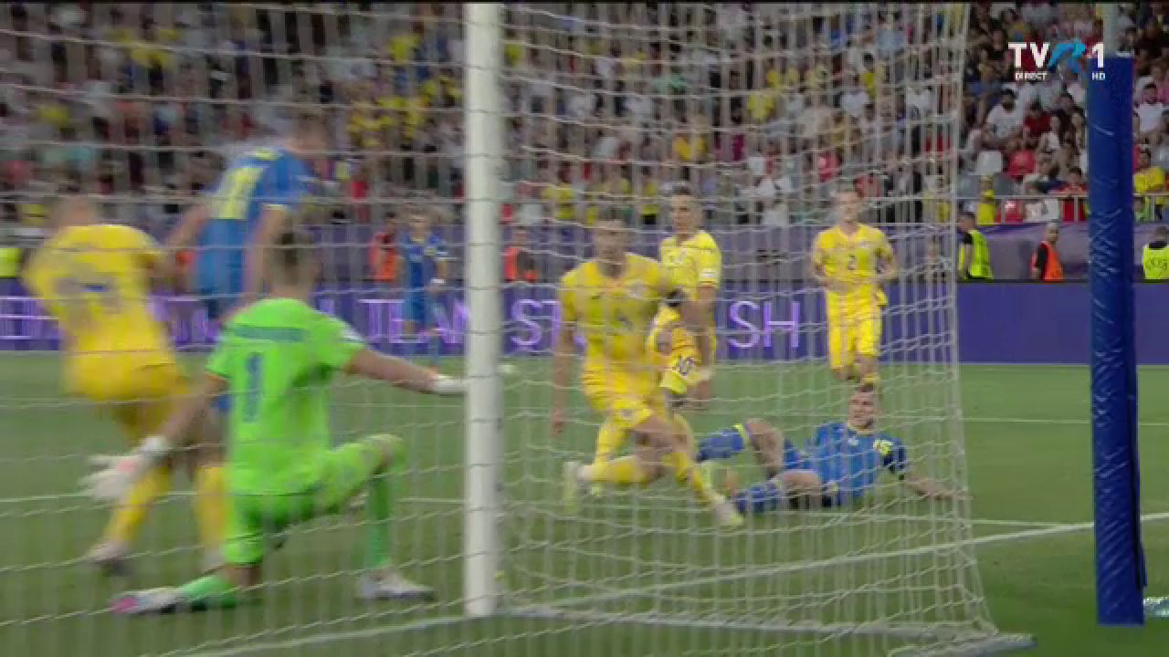 Autogolul care a decis România U21 - Ucraina U21 0-1. Victor Dican și-a băgat mingea în propria poartă_8