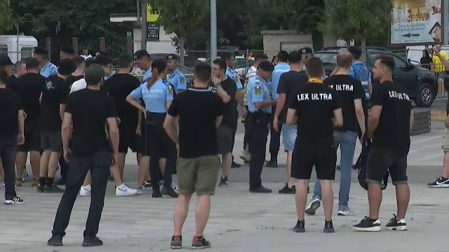 Incidente violente pe stadion la România - Ucraina, la EURO U21! Fanii din