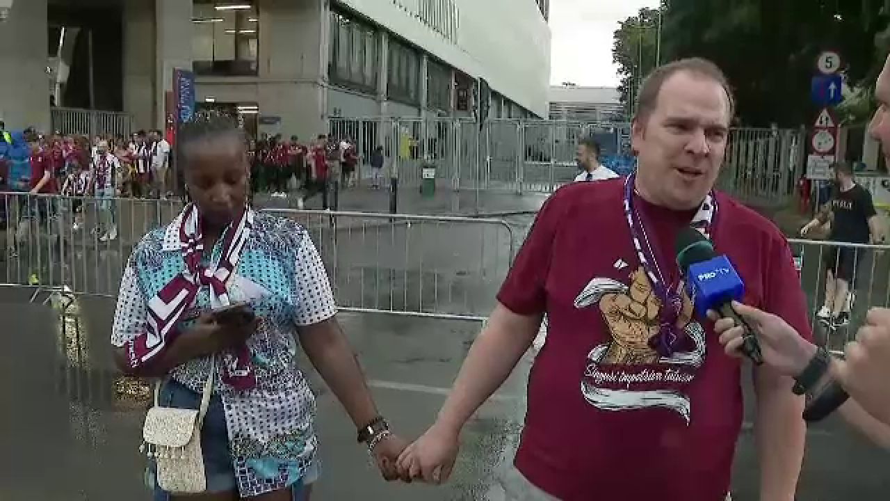 Farmecul din Giulești! Dan Ciotoi i-a făcut pe rapidiști să uite de ploaie și vânt la petrecerea centenarului! _5