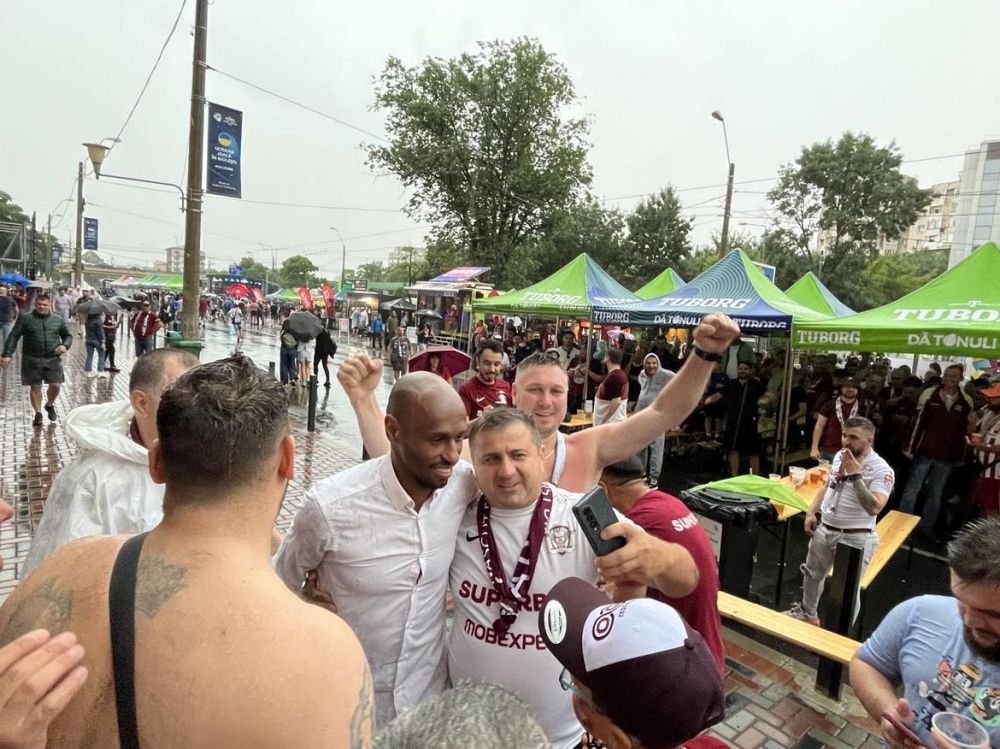 Farmecul din Giulești! Dan Ciotoi i-a făcut pe rapidiști să uite de ploaie și vânt la petrecerea centenarului! _7