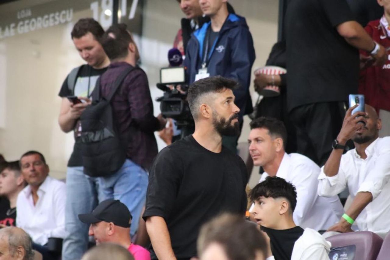 Cum a fost surprins Rică Răducanu în Giulești. Fanii sărbătoresc centenarul pe stadionul lui Rapid_13