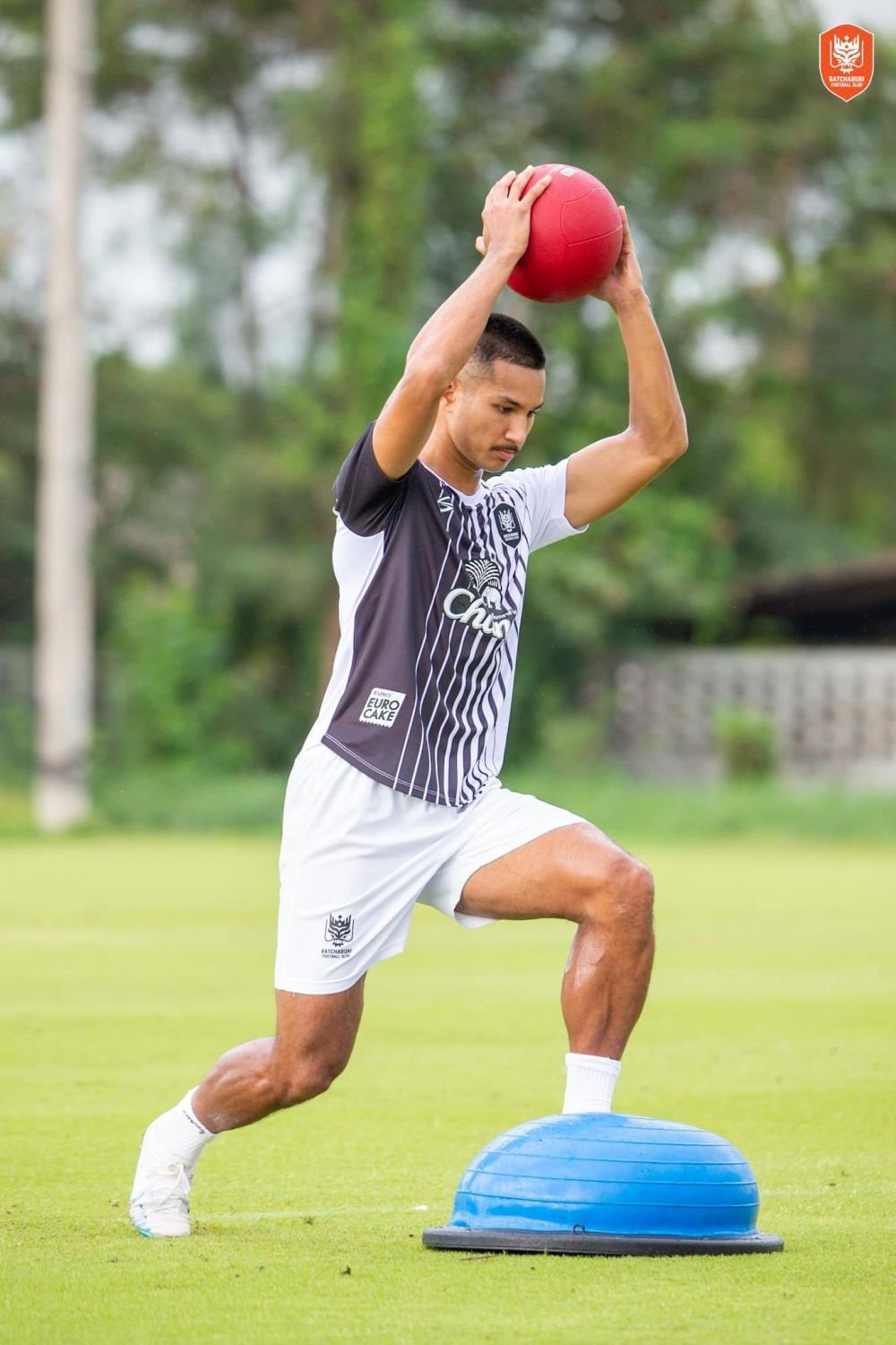 Cel mai bogat fotbalist din lume și-a găsit echipă! Unde a ajuns acum jucătorul cu avere de 20 de miliarde de dolari_19