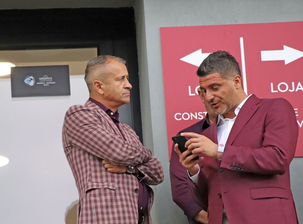 Cel mai controversat oficial al FRF, primit cu îmbrățișări la Centenarul Rapidului! _6