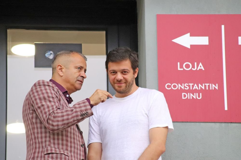Cel mai controversat oficial al FRF, primit cu îmbrățișări la Centenarul Rapidului! _27