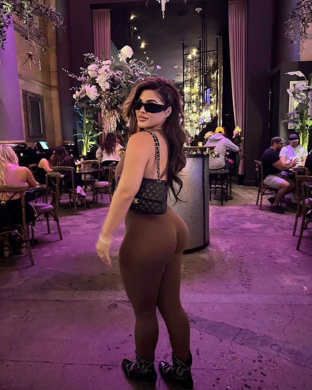 „Da, am făcut-o!” Din ringul UFC direct pe OnlyFans! Sportiva și-a anunțat fanii _38