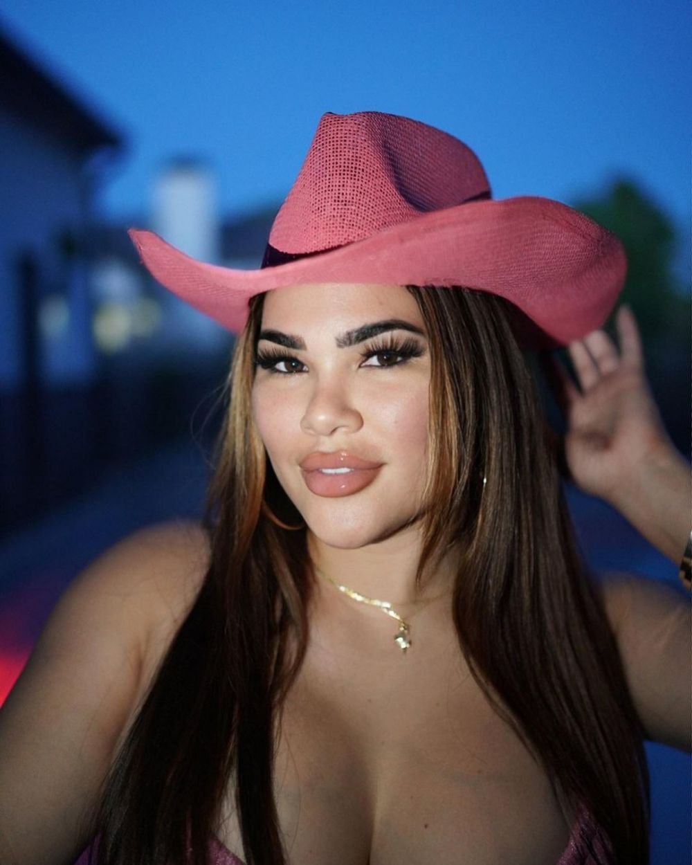 „Da, am făcut-o!” Din ringul UFC direct pe OnlyFans! Sportiva și-a anunțat fanii _44