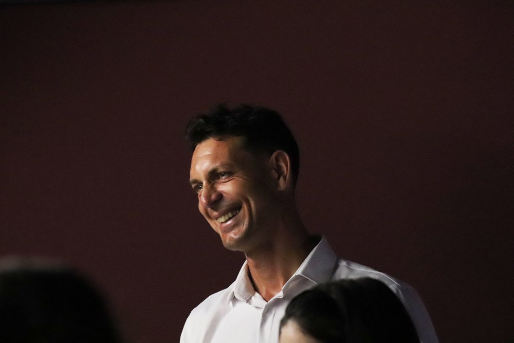 A jucat la Craiova, FCSB și CFR Cluj, dar recunoaște: Suporterii Rapidului au un farmec aparte. Giuleștiul e unic | Episodul 5