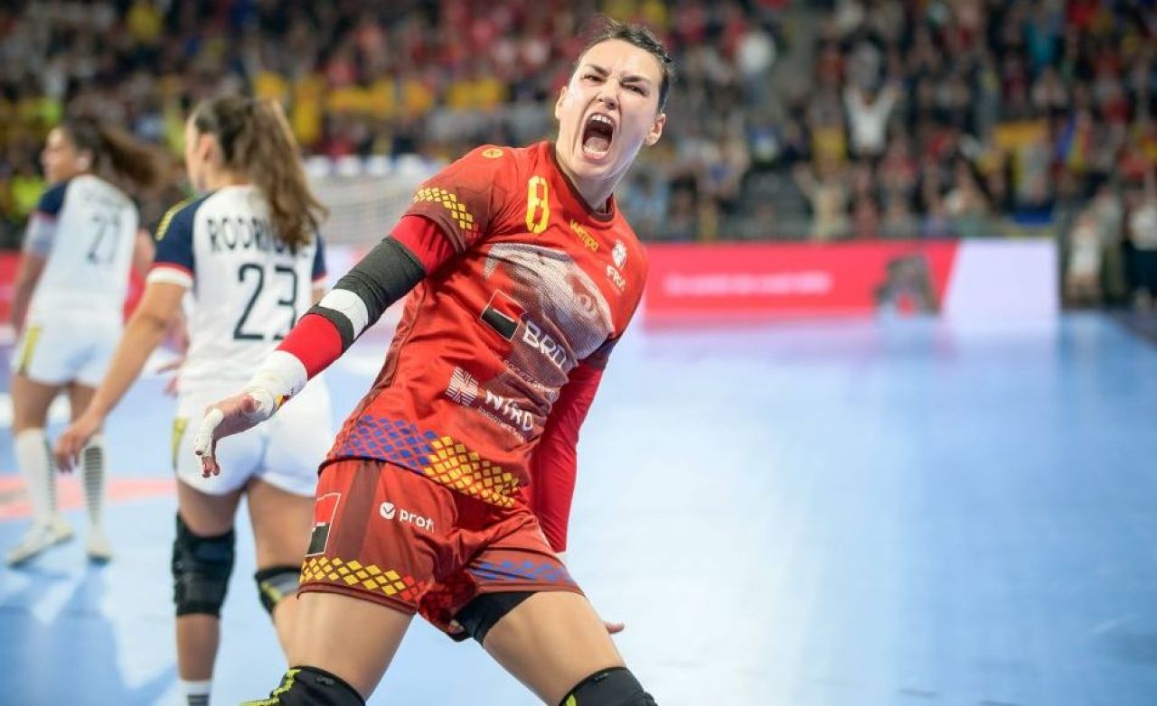 Cristina Neagu, simply the best! Handbalista din România a fost desemnată de federația continentală cel mai bun inter stânga al Europei_9