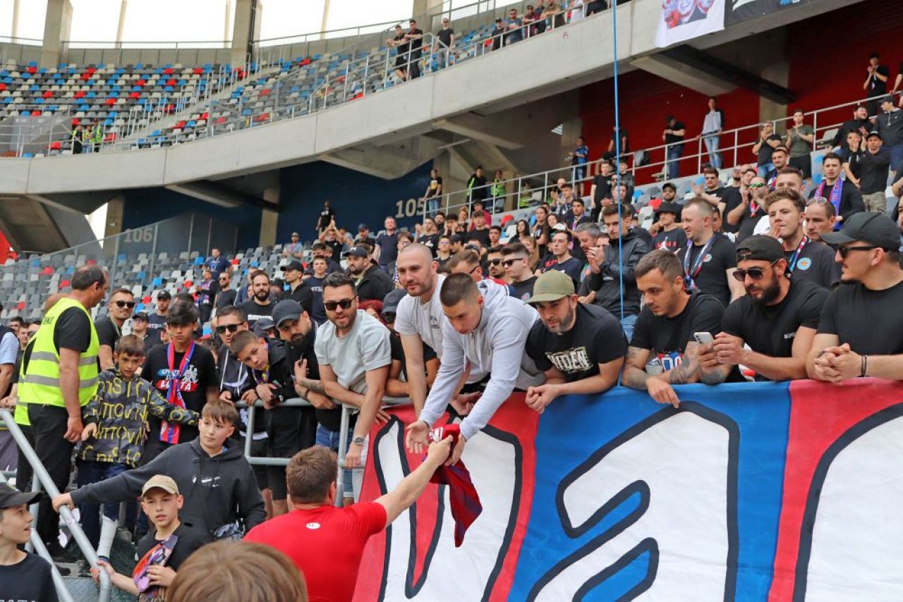 Steaua începe să-și schițeze lotul pentru promovare. Oprița are deja 12 fotbaliști noi la echipă_11