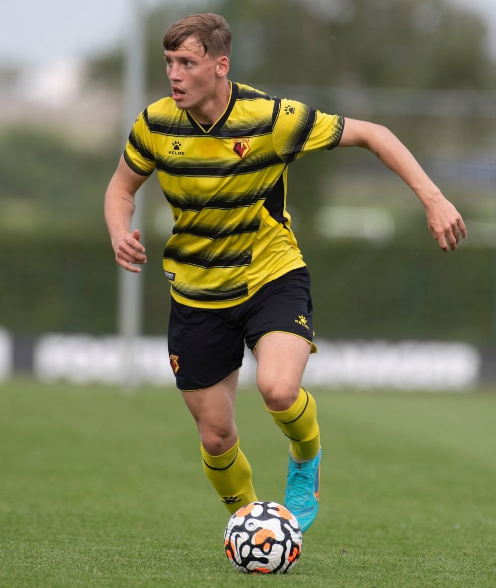 Bogdan Marian, fotbalistul român care a început pregătirea cu fosta campioană din Premier League: ”Aștept oferta de la Dinamo!”_8