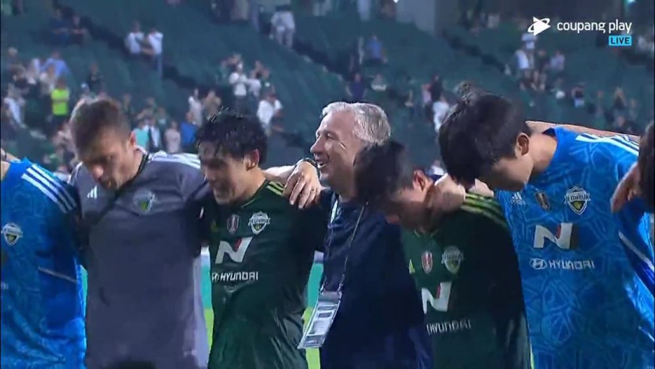 Cum a fost surprins Dan Petrescu după prima victorie obținută în Coreea de Sud_2
