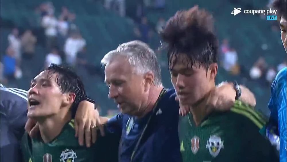 Cum a fost surprins Dan Petrescu după prima victorie obținută în Coreea de Sud_3