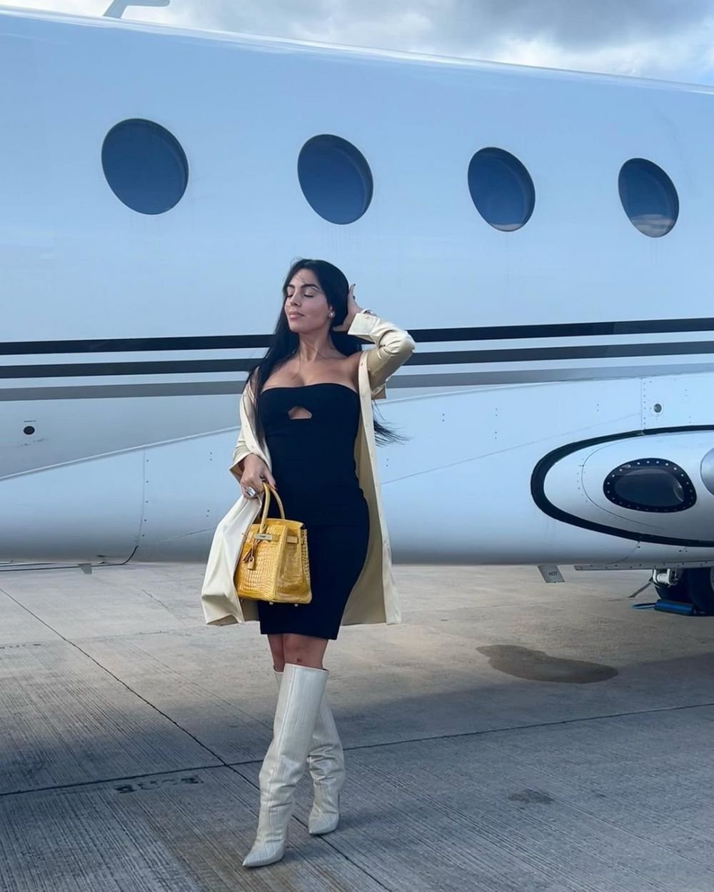 Cu greu putea găsi un costum de baie mai mic pentru formele ei! Selfie-ul cu care Georgina Rodriguez și-a pus fanii pe jar_50
