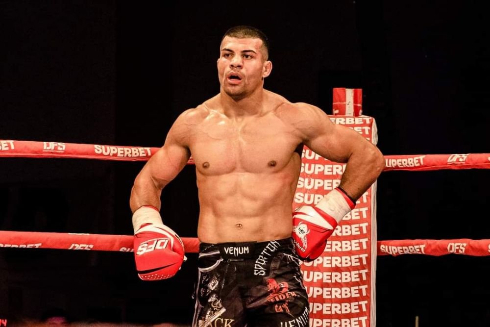 Prezență de lux la GALA KOMBAT LONDON unde intră în ring românii! Primarul orașului merge să vadă meciurile_4