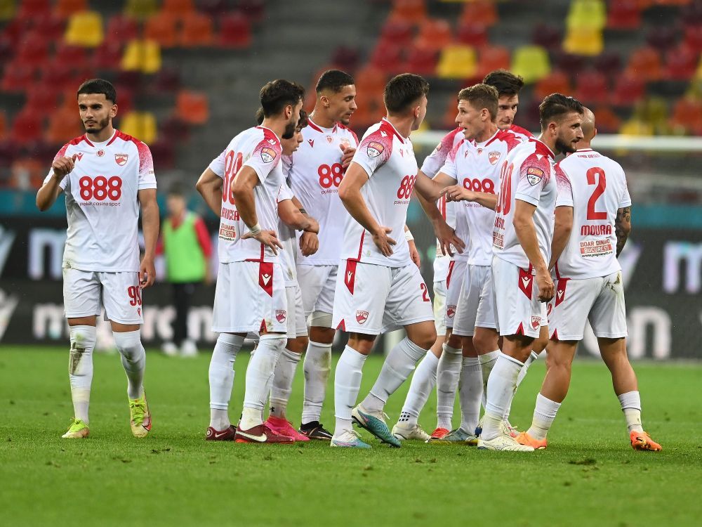 Ce prim 11 ar putea alinia Dinamo în noul sezon_10