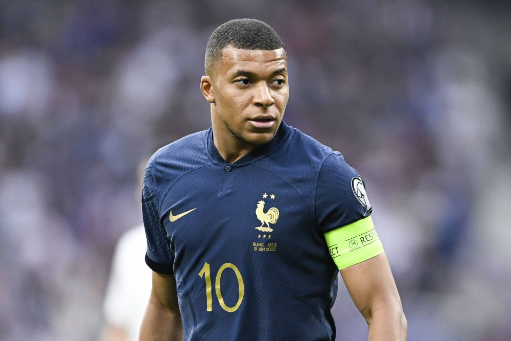 Răm&acirc;ne la PSG? Indiciul care dă de &icirc;nțeles că transferul lui Mbappe la Real Madrid ar putea să mai aștepte