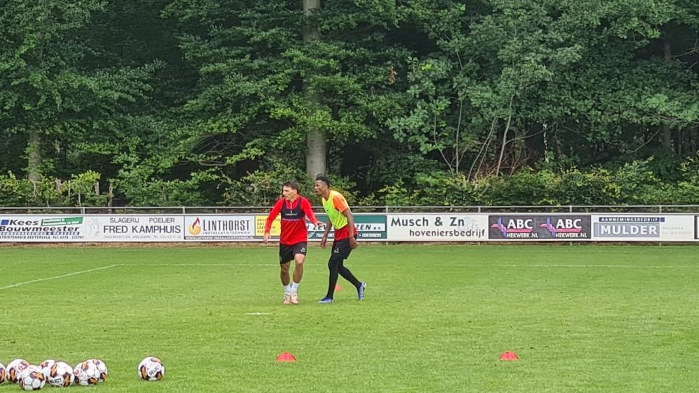 Cum s-a prezentat Ngezana la primul antrenament pentru FCSB_3