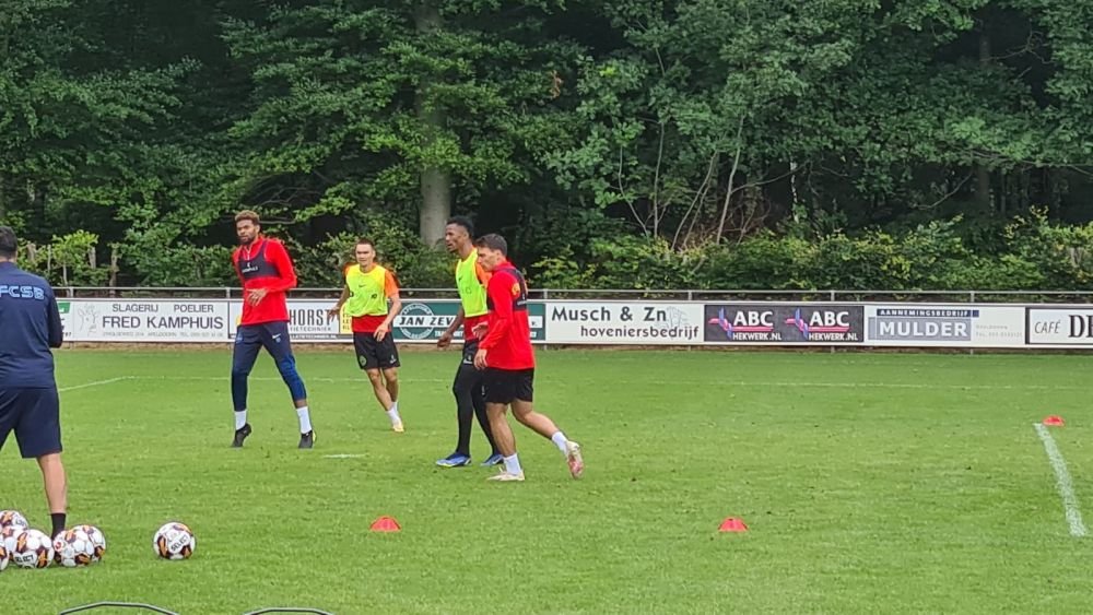 Cum s-a prezentat Ngezana la primul antrenament pentru FCSB_6