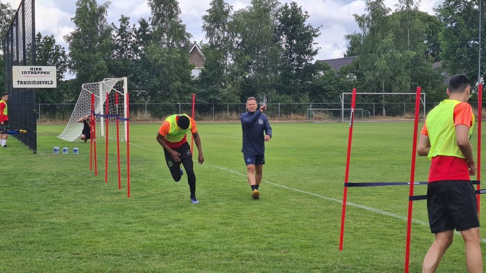 Cum s-a prezentat Ngezana la primul antrenament pentru FCSB_15