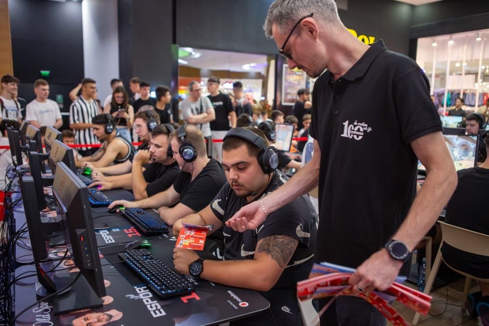 (P) Sute de echipe din toată țara concurează la Esports Kings, cel mai mare circuit de esports organizat vreodată în România_3