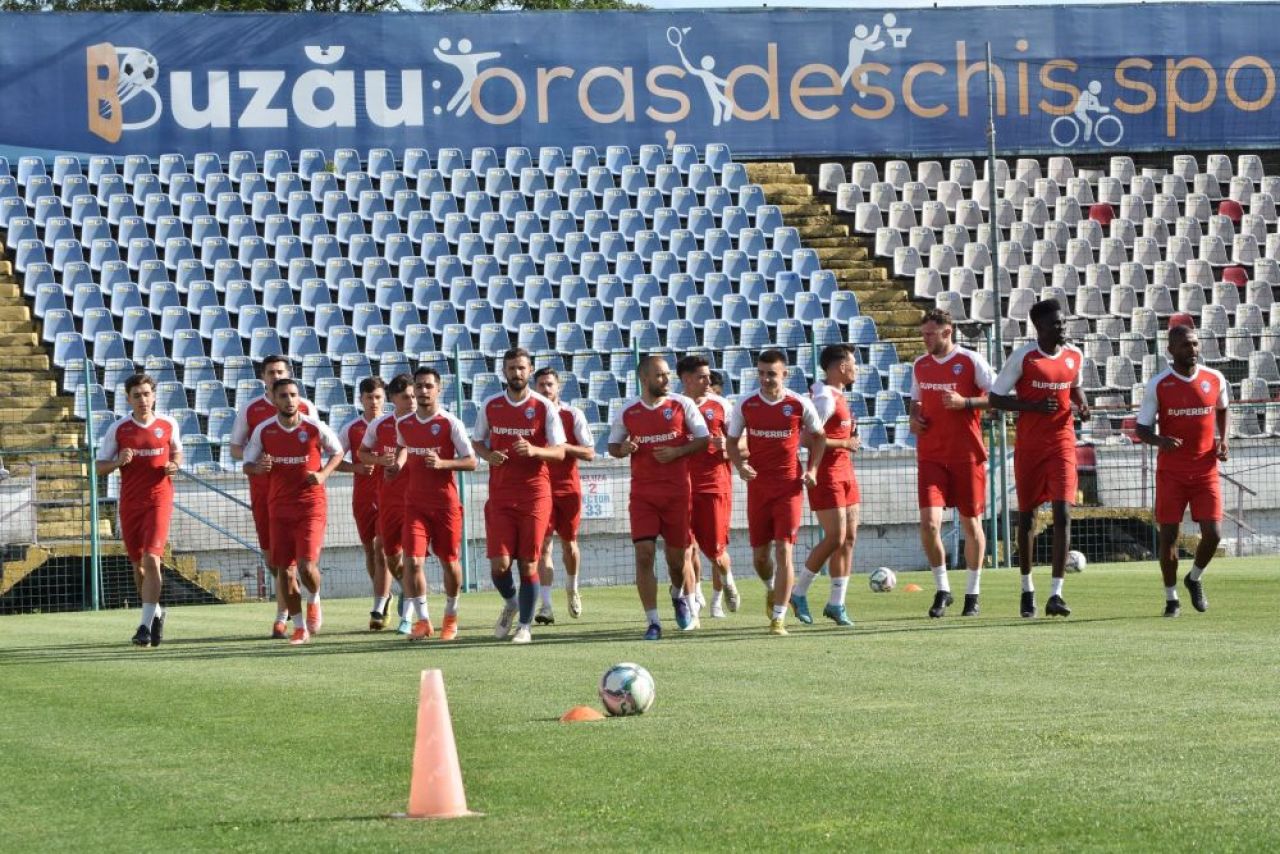 Ce jucători au adus echipele din Liga 2 care se luptă pentru promovare. Steaua, Chindia, Argeș și Buzău, foarte active în mercato_2