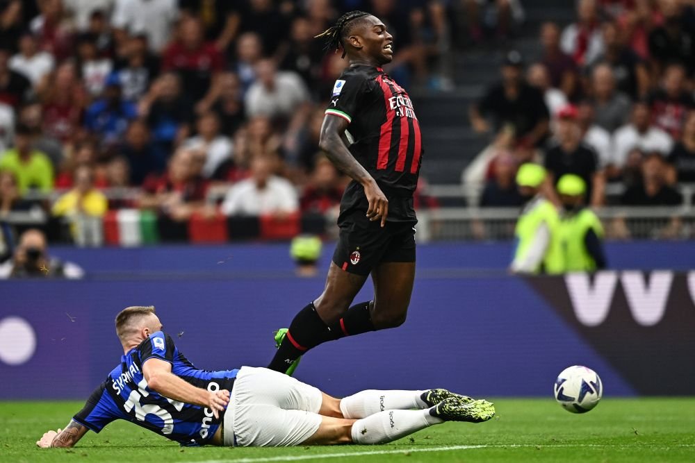 Emoție pură. Ce a spus Rafa Leao după ce a primit #10 la AC Milan_10