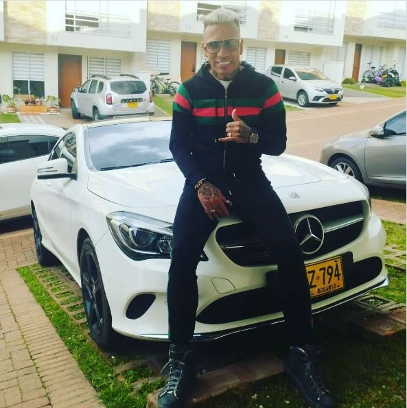 Are aproape 38, dar trăiește ca la 20: cum a apărut &icirc;n public Dayro Moreno, după ce a fost acuzat că e rău-platnic