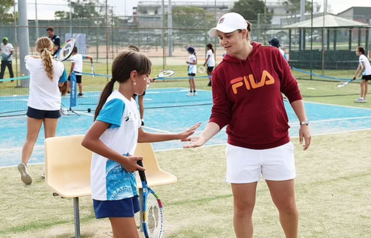 Sabalenka o invită pe Barty să revină în tenis. Australianca a născut un băiețel_31