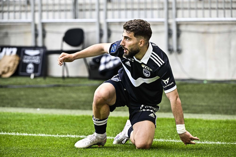 Forțele SuperLigii se puteau umple de bani! Au refuzat pe r&acirc;nd fotbalistul care face spectacol &icirc;n Franța, deși cerea salariu mic