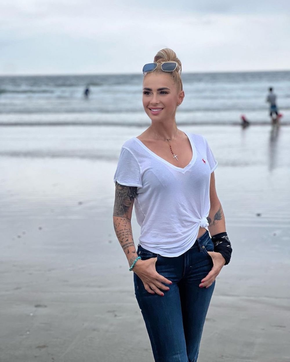Anamaria Prodan, învelită în aur de 24K! Imagini inedite cu agentul _5