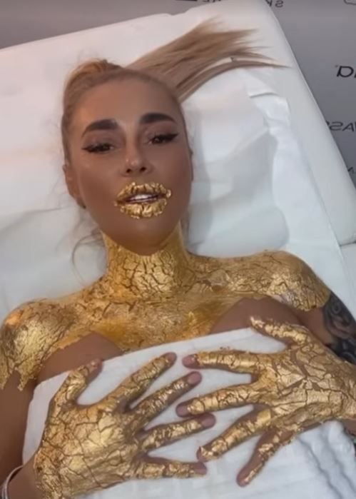 Anamaria Prodan, învelită în aur de 24K! Imagini inedite cu agentul _13