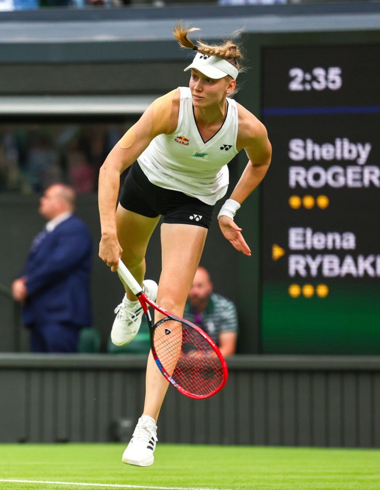 Ținuta 'istorică' purtată de Elena Rybakina la Wimbledon 2023. Este pentru prima dată când se permite asta_5