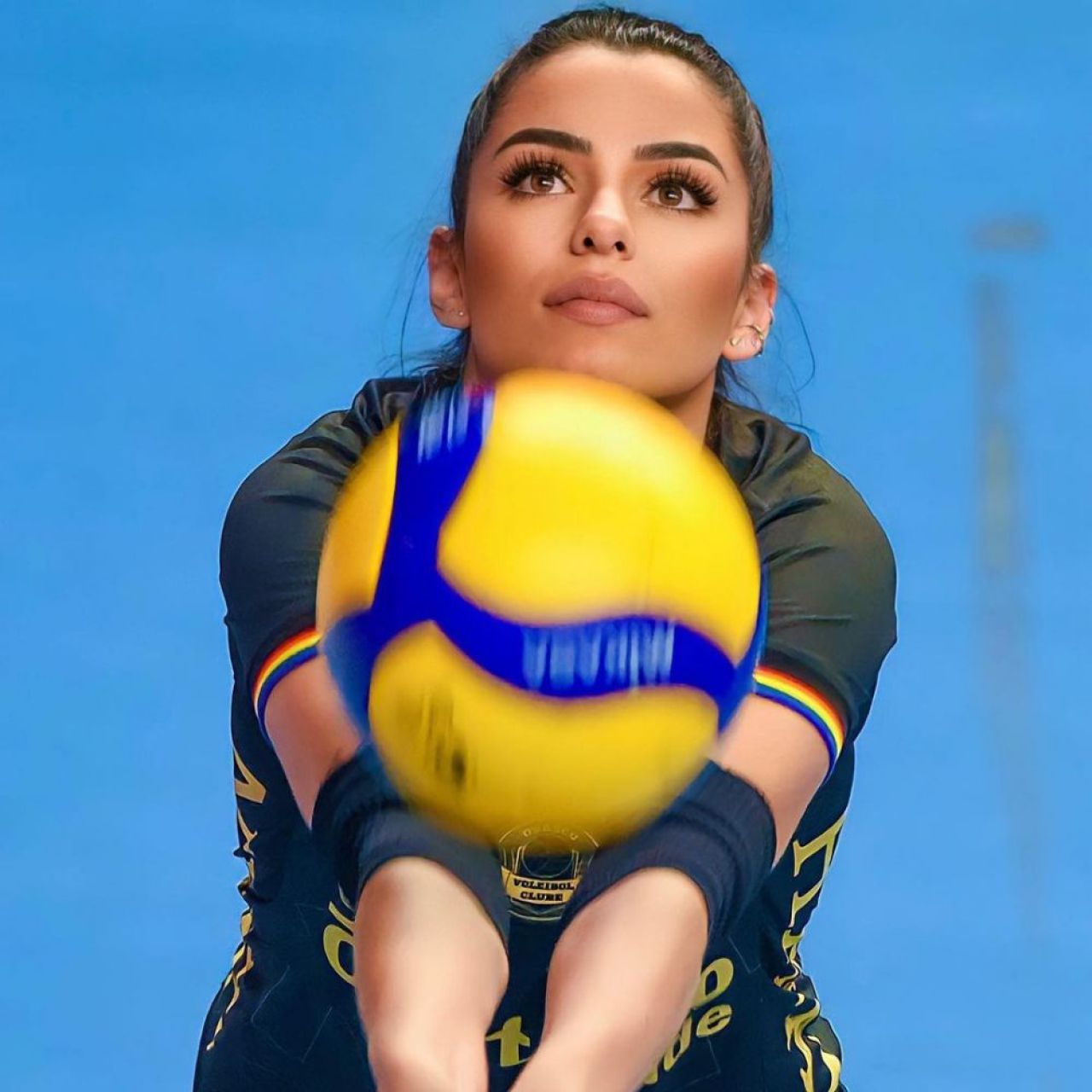 Voleibalista care face o avere din OnlyFans se iubește cu un star de la Real Madrid! Detaliul care i-a dat de gol _11