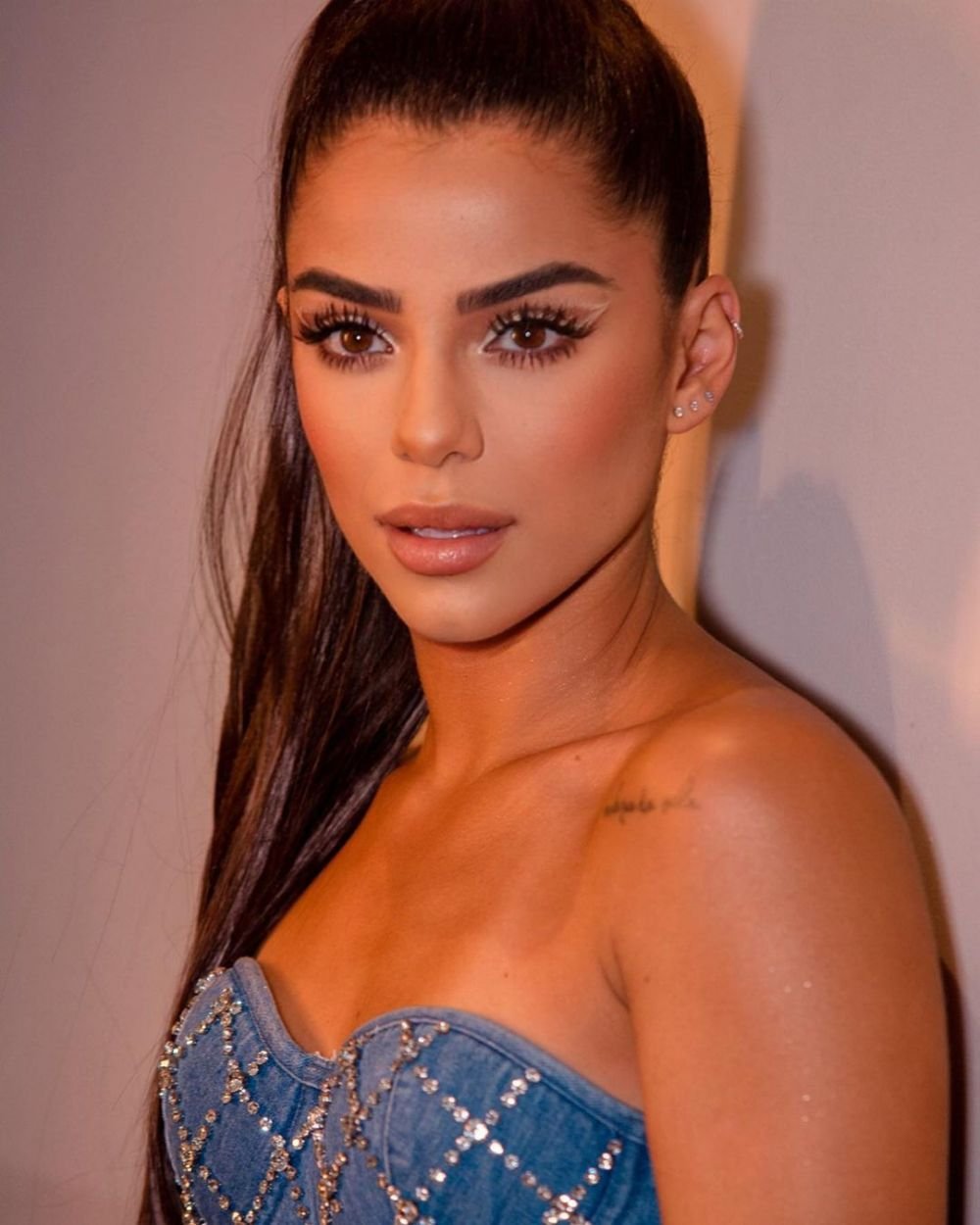 Voleibalista care face o avere din OnlyFans se iubește cu un star de la Real Madrid! Detaliul care i-a dat de gol _36