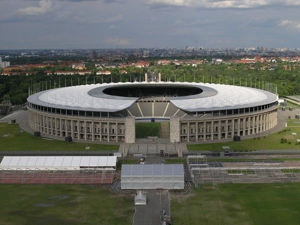 Stadionul unei echipe din Liga 2 va găzdui meciuri din Champions League_6