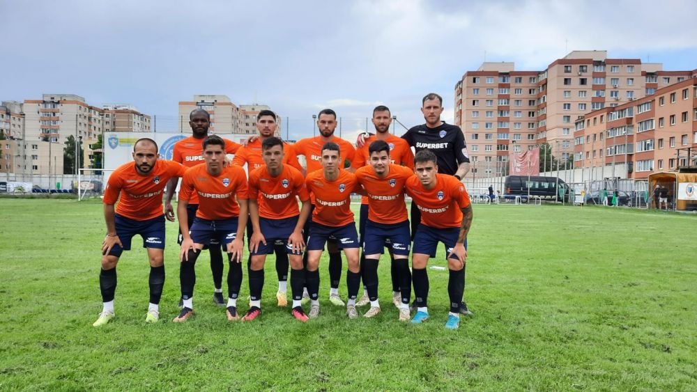 Au ratat promovarea și acum au transferat 9 fotbaliști străini! Unul dintre ei a fost legitimat un deceniu la AC Milan_4