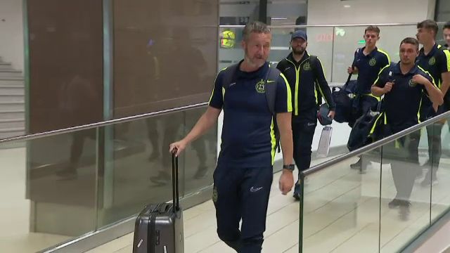 FCSB s-a întors din cantonament! Cine l-a întâmpinat pe Mihai Stoica, la aeroport: