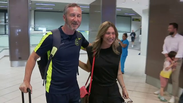 FCSB s-a întors din cantonament! Cine l-a întâmpinat pe Mihai Stoica, la aeroport: 