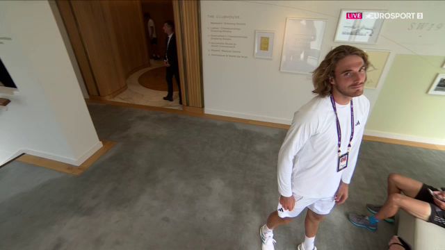 Nu se mai satură unul de altul! Imagini romatice din vestiar cu Paula Badosa și Stefanos Tsitsipas: totul a fost dat la TV_8