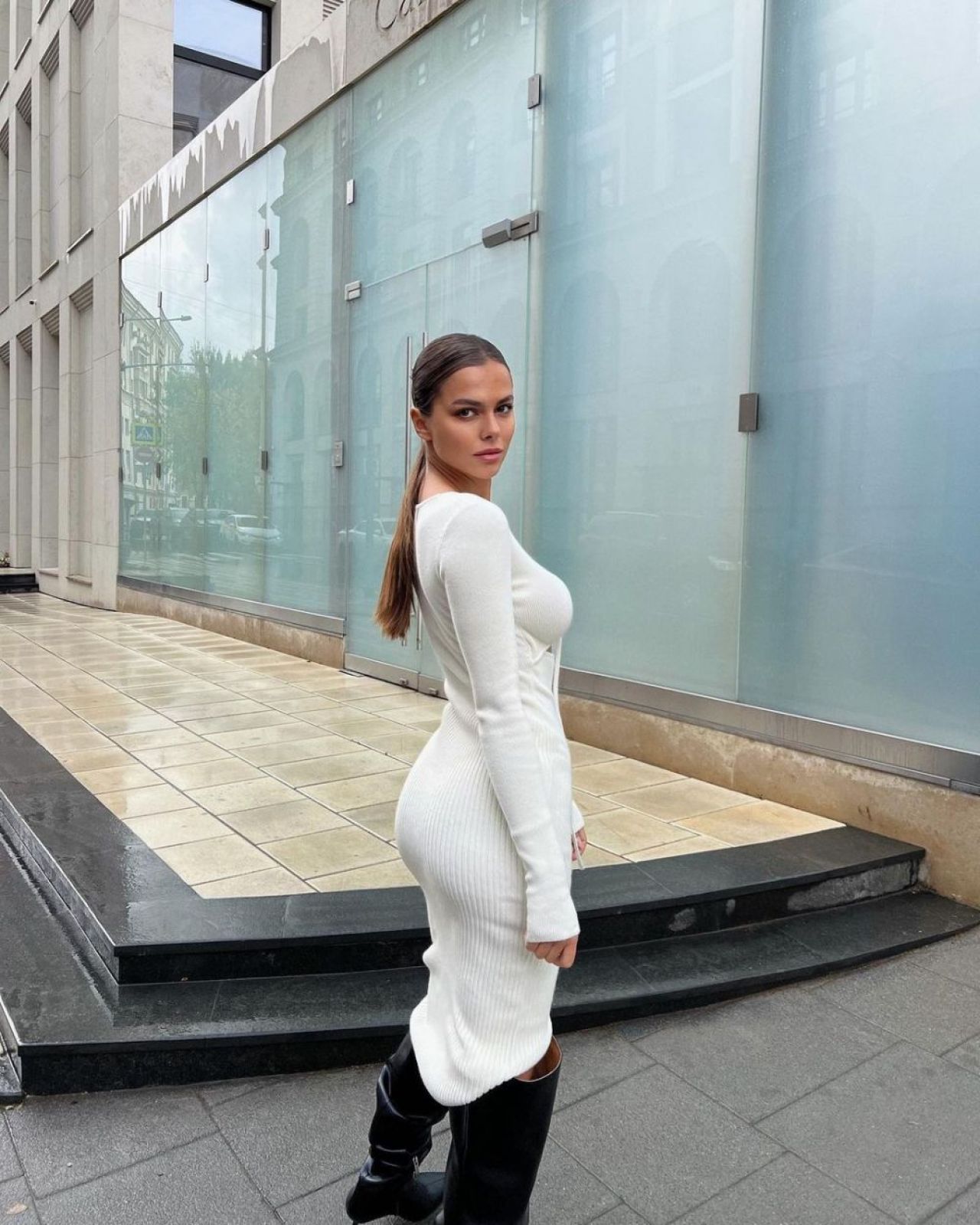 Modelul care l-a băgat pe Lewis Hamilton în 'friend zone' și l-a refuzat pe Ronaldo: „Normal că nu i-am dat vreo șansă!” _13