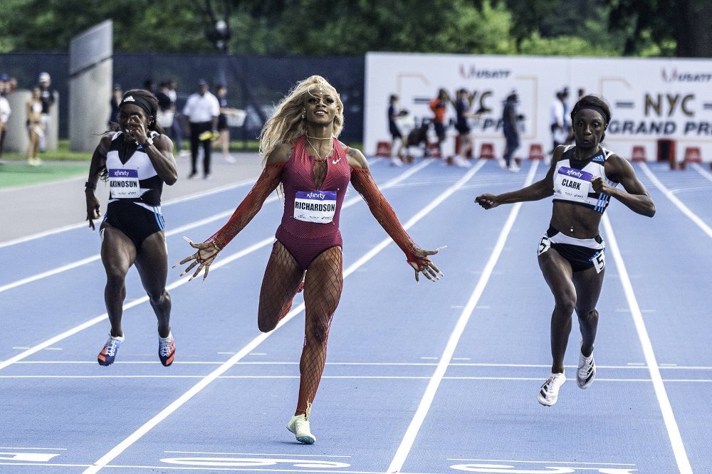 Excentrica Sha'Carri Richardson, ”regina” de la 100 m, întrecută de Gabby Thomas, care a stabilit cea mai bună performanță a sezonului la 200 m!_16