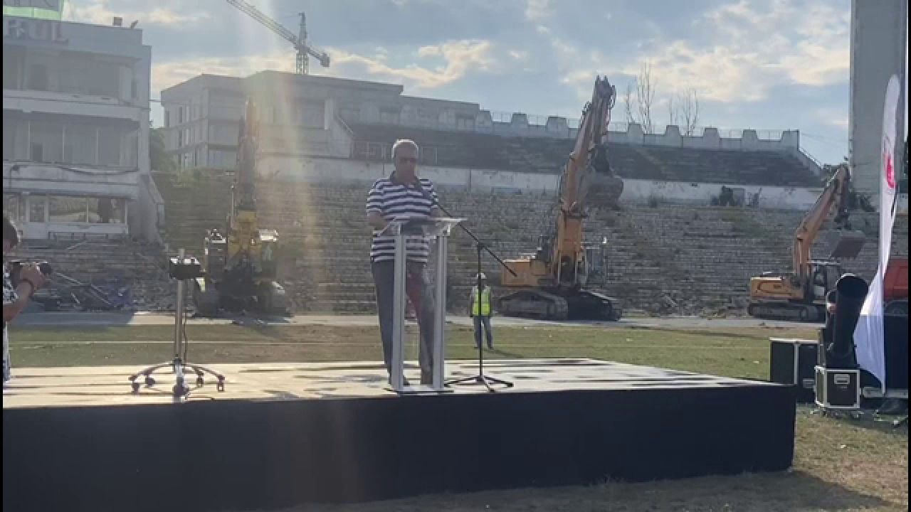 A început demolarea stadionului din Constanța: ”Moment istoric”. Când apare noua arenă_3