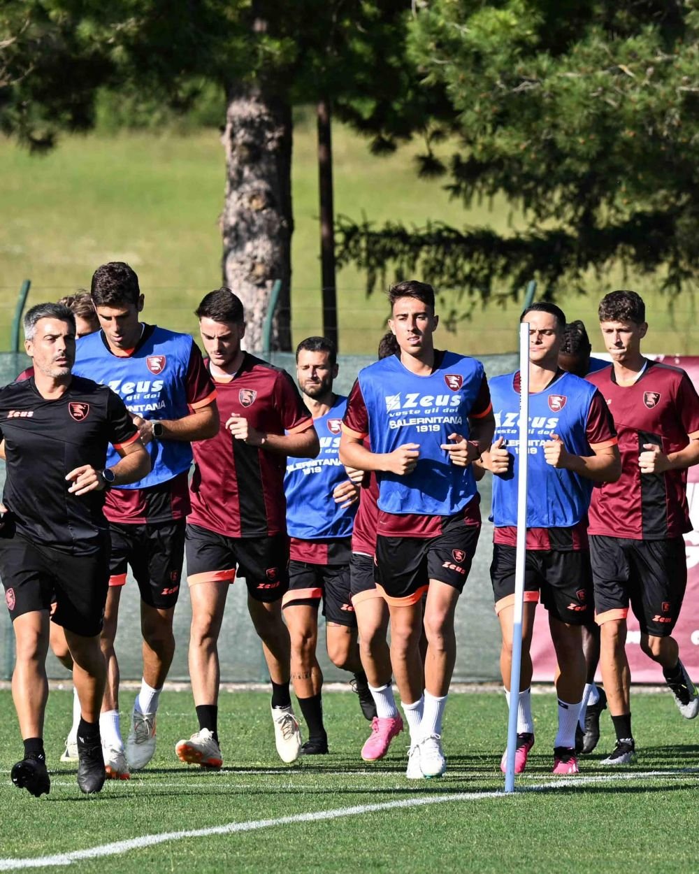 ”Bijuterie”! Cei trei fotbaliști români care nu contează pentru echipa noastră națională au început pregătirea cu echipa din Serie A_9