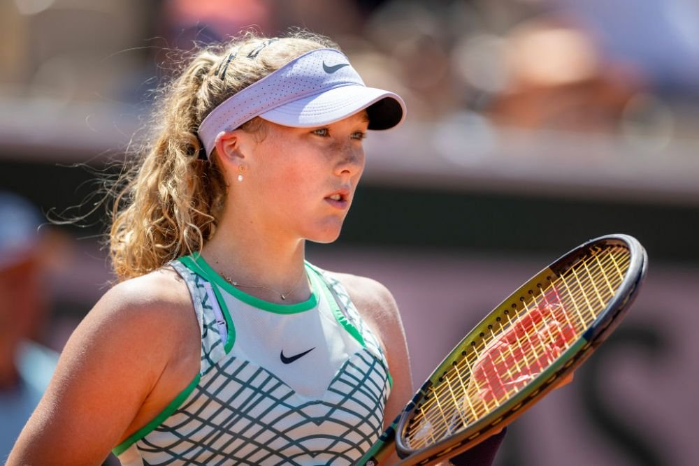Rusoaica de 16 ani, amendată &icirc;n mod controversat, după eliminarea din turneul de la Wimbledon