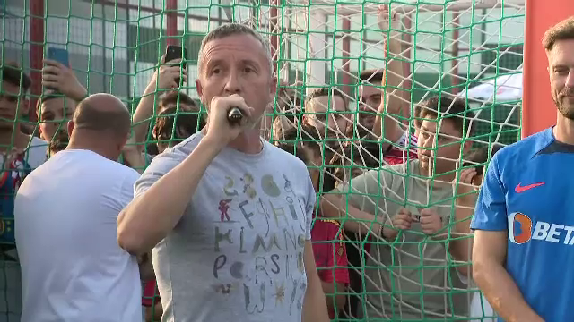 &bdquo;Alții și-ar dori pe stadion să aibă audiența noastră de aici!&rdquo; &Icirc;nțepăturile lui Mihai Stoica la prezentarea noilor echipamente de la FCSB&nbsp;