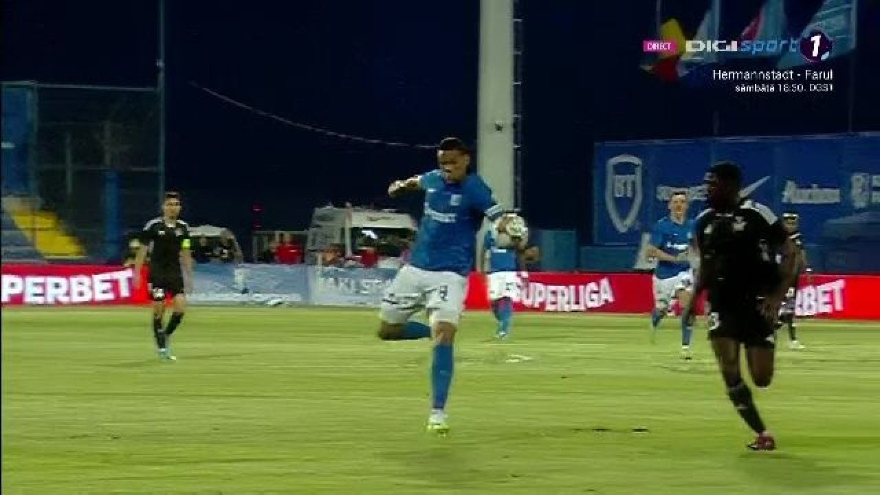 Rivaldinho a cerut intervenția VAR după ce golul său nu a fost validat în Farul - Sheriff. Ce arată reluările_12